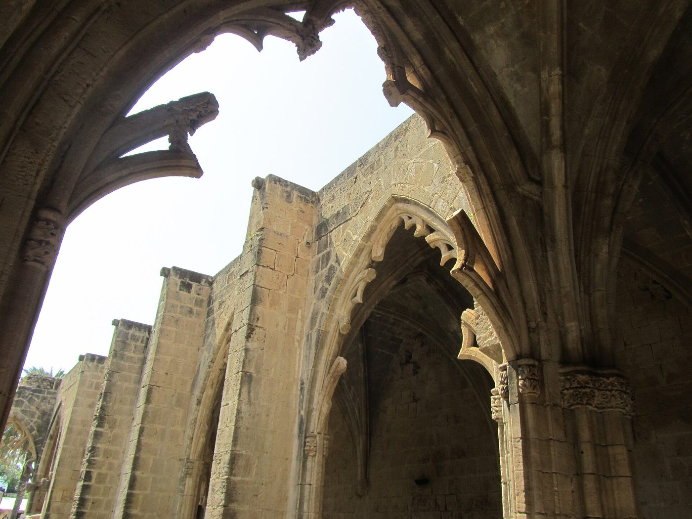 Abtei Bellapais oberhalb von Girne