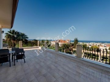 Villa in Girne (Kyrenia), Nord Zypern – Foto 15 von 24