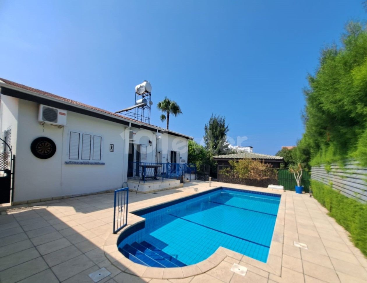 Bungalow in Girne (Kyrenia), Nord Zypern – Foto 37 von 42