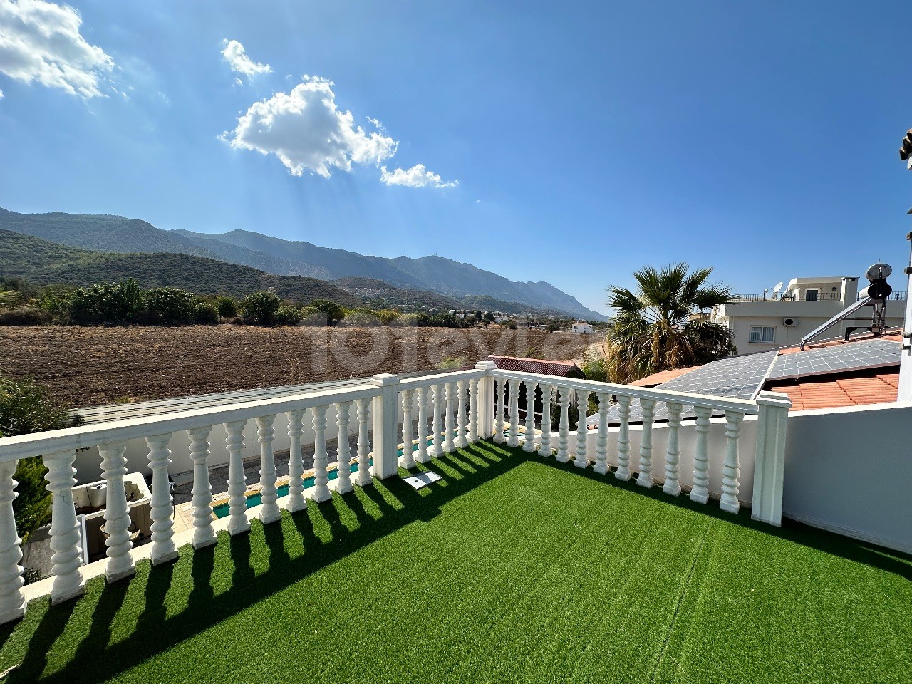 Bungalow in Alsancak, Nord Zypern – Foto 2 von 24