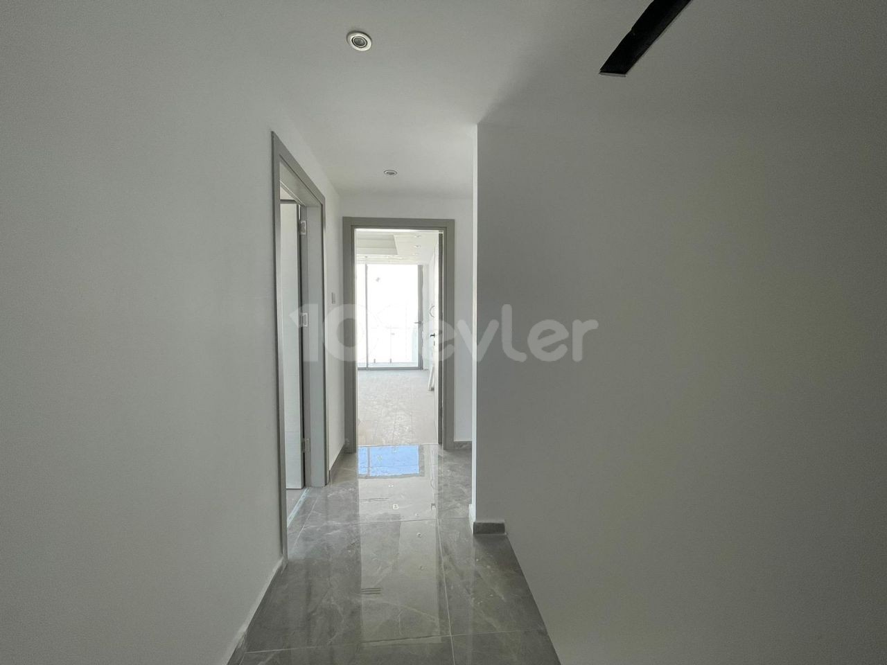 Wohnung in Girne (Kyrenia), Nord Zypern – Foto 9 von 21