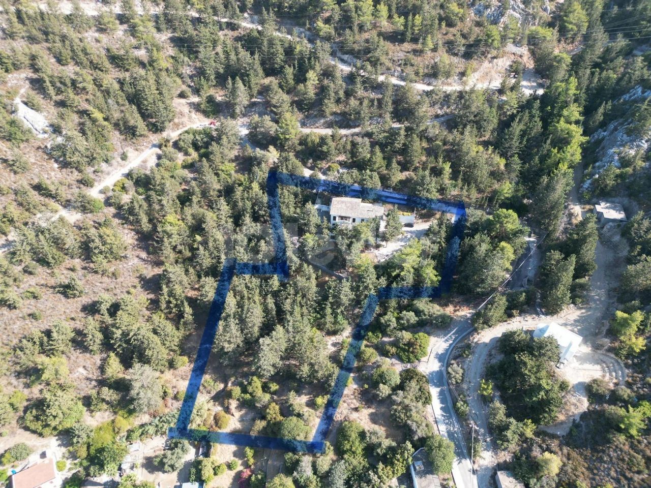 Villa in Bellapais (Beylerbeyi), Nord Zypern – Foto 3 von 3