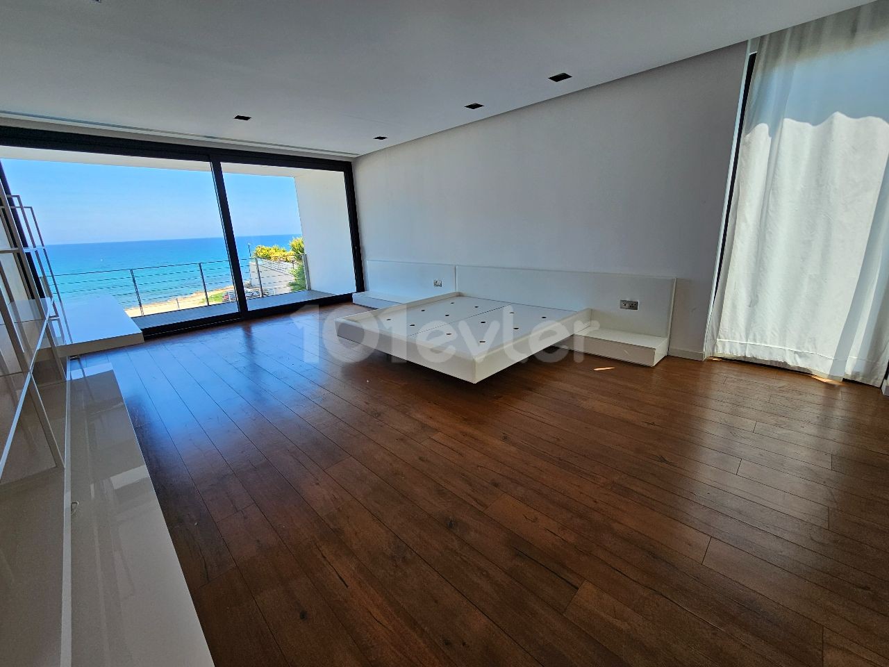 Villa in Girne (Kyrenia), Nord Zypern – Foto 13 von 32
