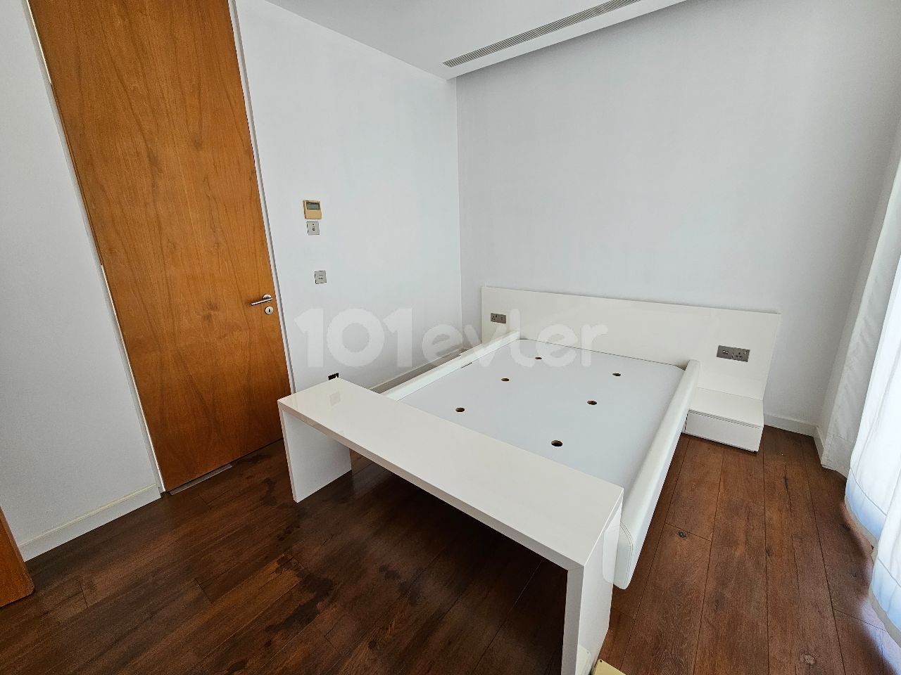 Villa in Girne (Kyrenia), Nord Zypern – Foto 24 von 32