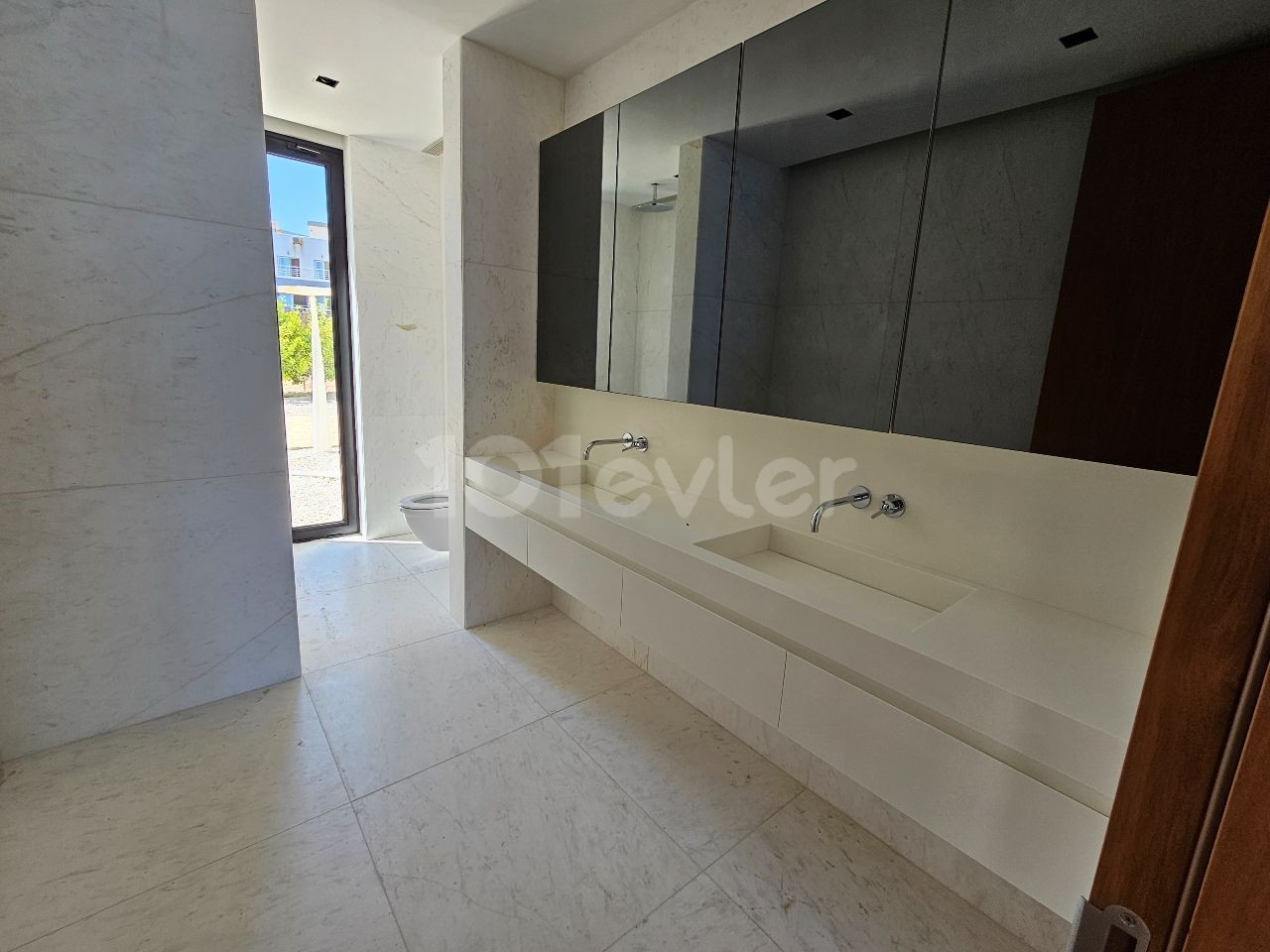 Villa in Girne (Kyrenia), Nord Zypern – Foto 26 von 32
