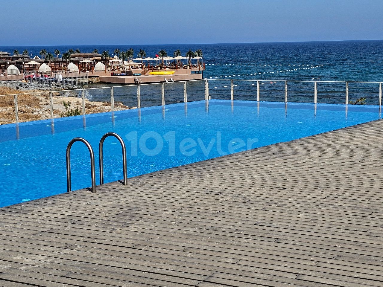 Villa in Girne (Kyrenia), Nord Zypern – Foto 31 von 32