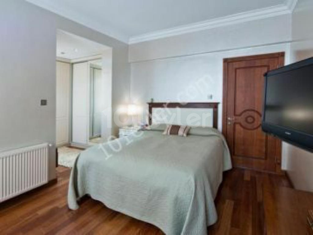 Villa in Girne (Kyrenia), Nord Zypern – Foto 2 von 39