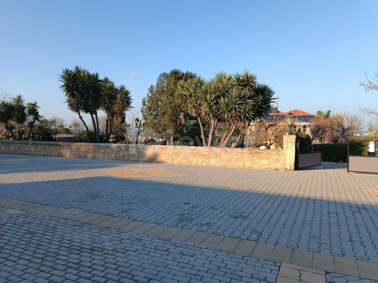 Villa in Girne (Kyrenia), Nord Zypern – Foto 4 von 39