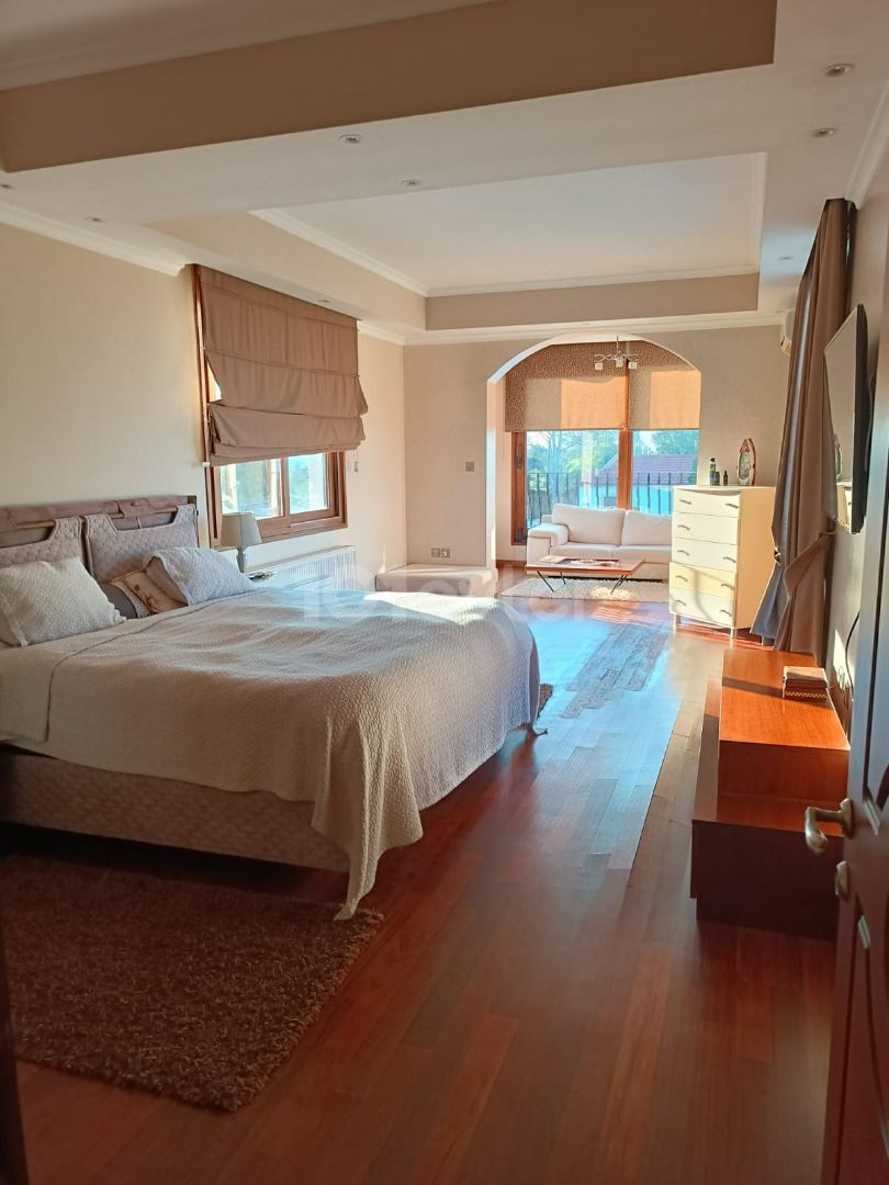 Villa in Girne (Kyrenia), Nord Zypern – Foto 9 von 39