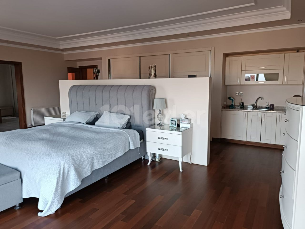 Villa in Girne (Kyrenia), Nord Zypern – Foto 35 von 39