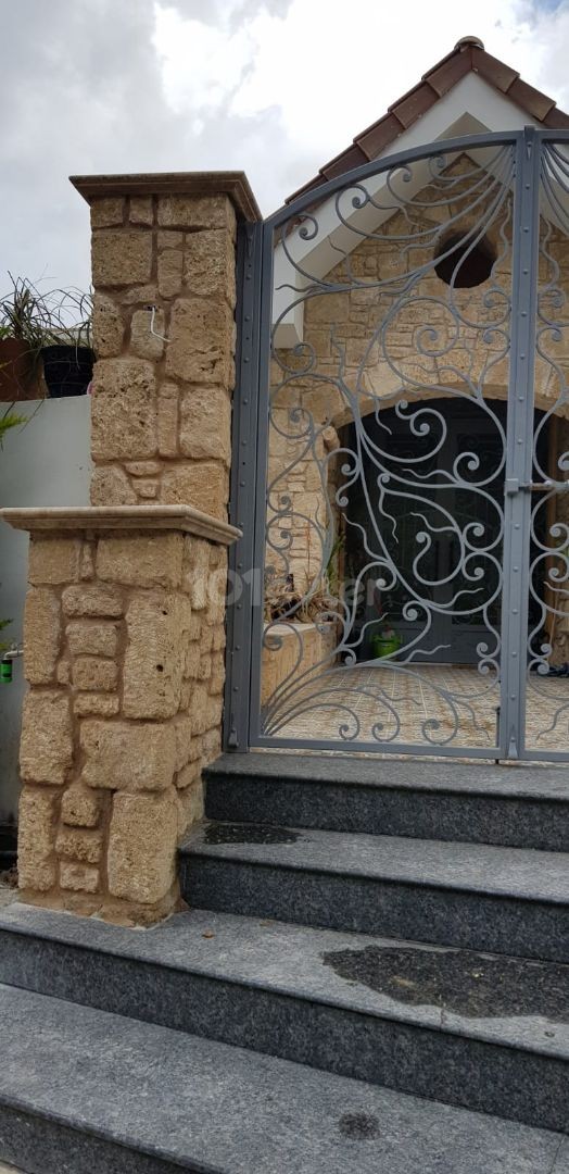 Villa in Lapta, Nord Zypern – Foto 1 von 39