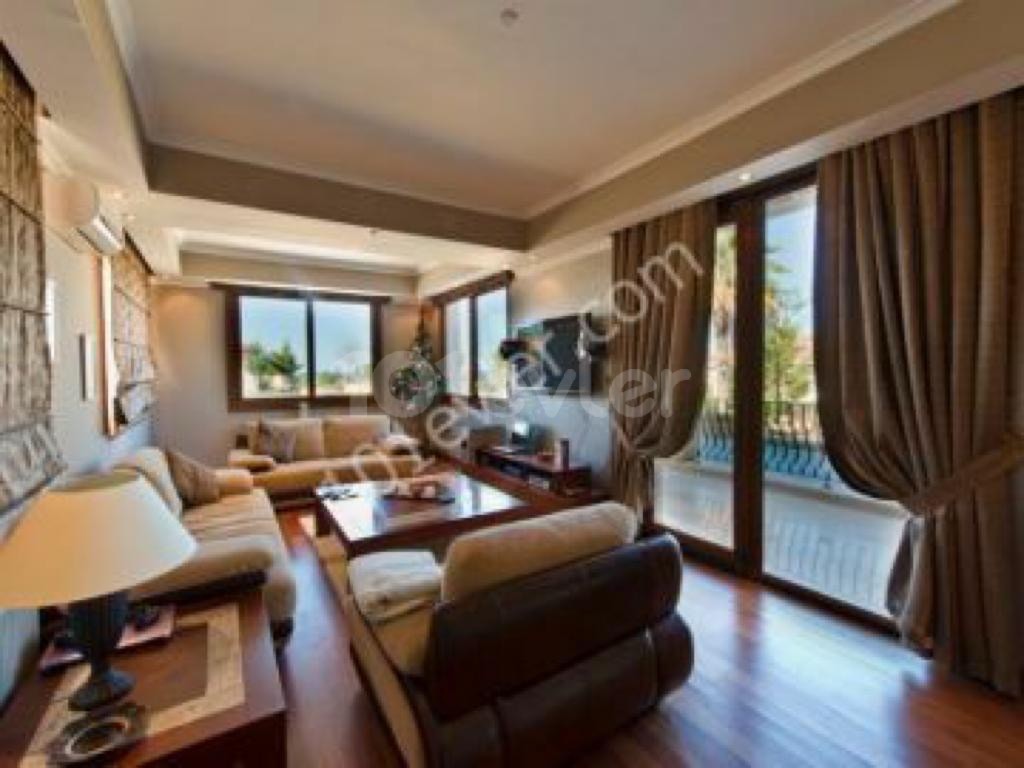 Villa in Girne (Kyrenia), Nord Zypern – Foto 8 von 22