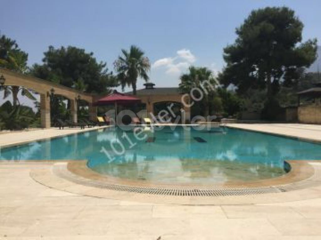 Villa in Girne (Kyrenia), Nord Zypern – Foto 18 von 22