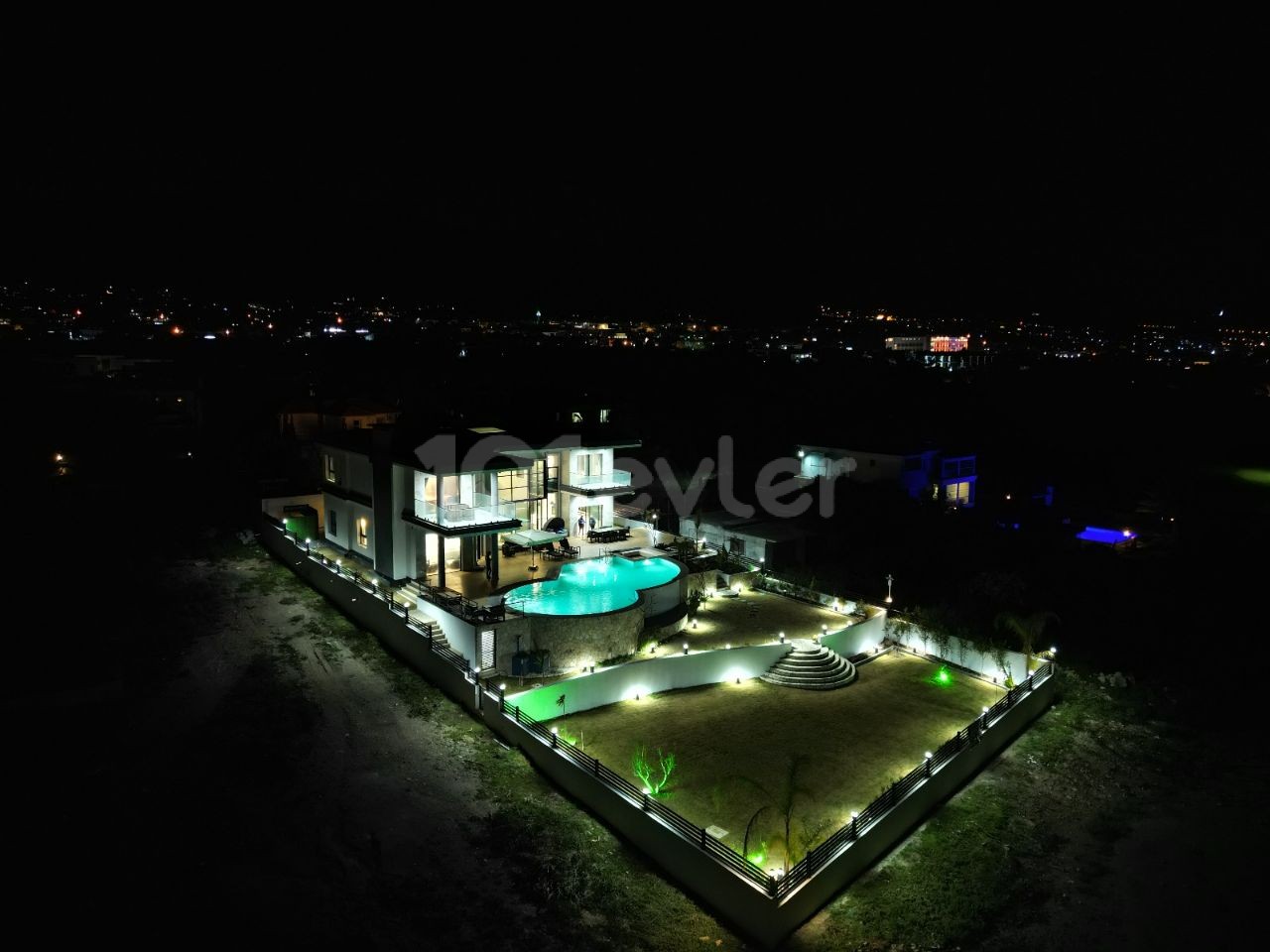 Villa in Çatalköy, Nord Zypern – Foto 1 von 32
