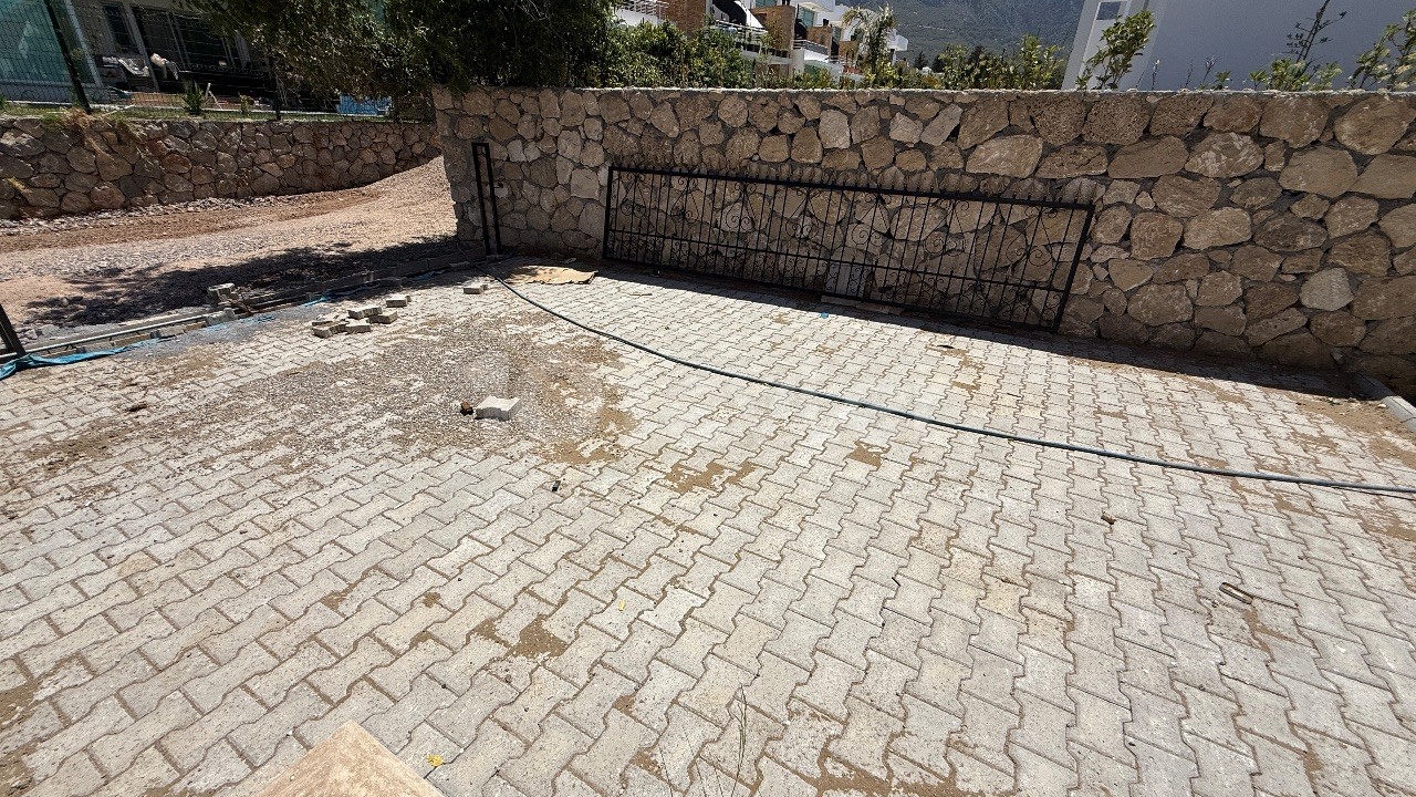 Villa in Girne (Kyrenia), Nord Zypern – Foto 33 von 40