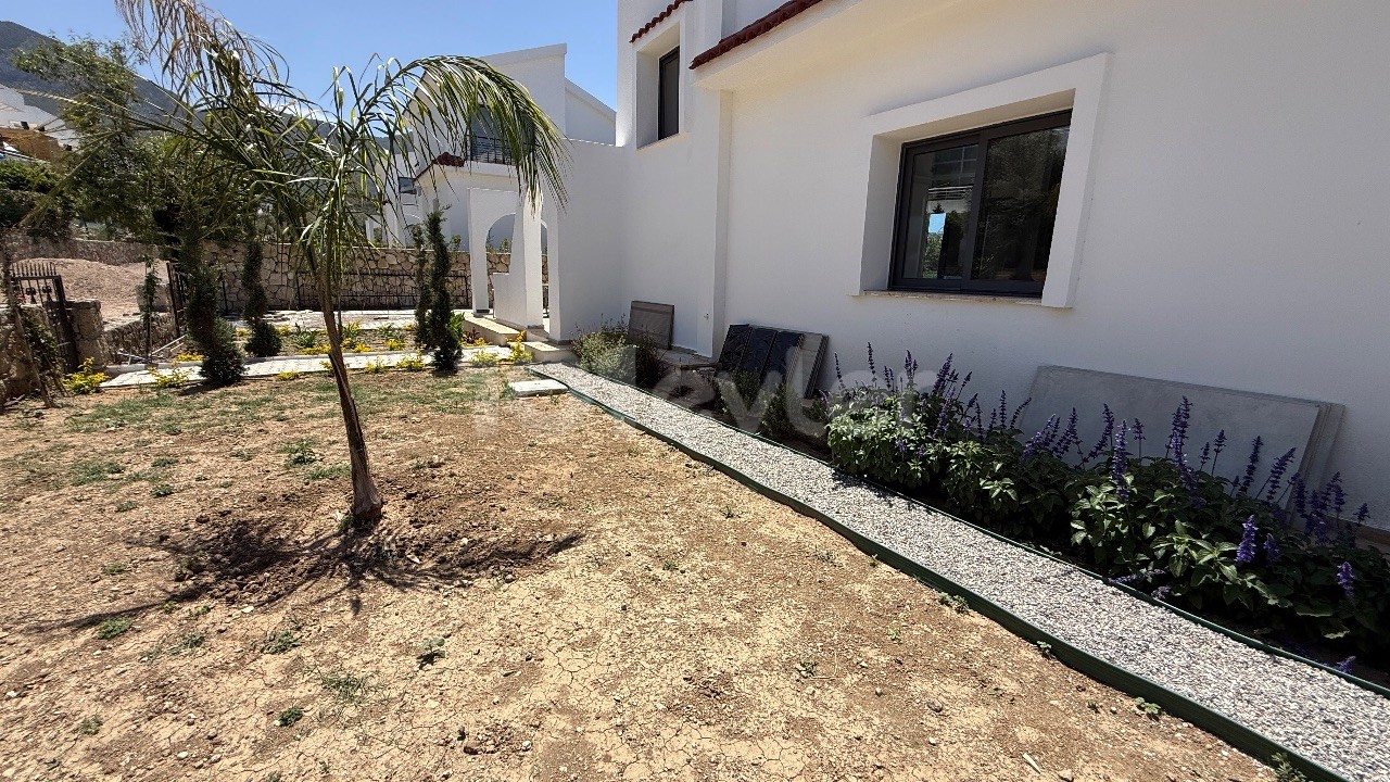 Villa in Girne (Kyrenia), Nord Zypern – Foto 37 von 40