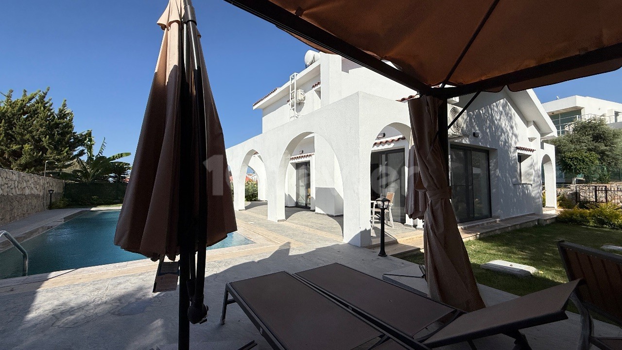 Villa in Girne (Kyrenia), Nord Zypern – Foto 40 von 40
