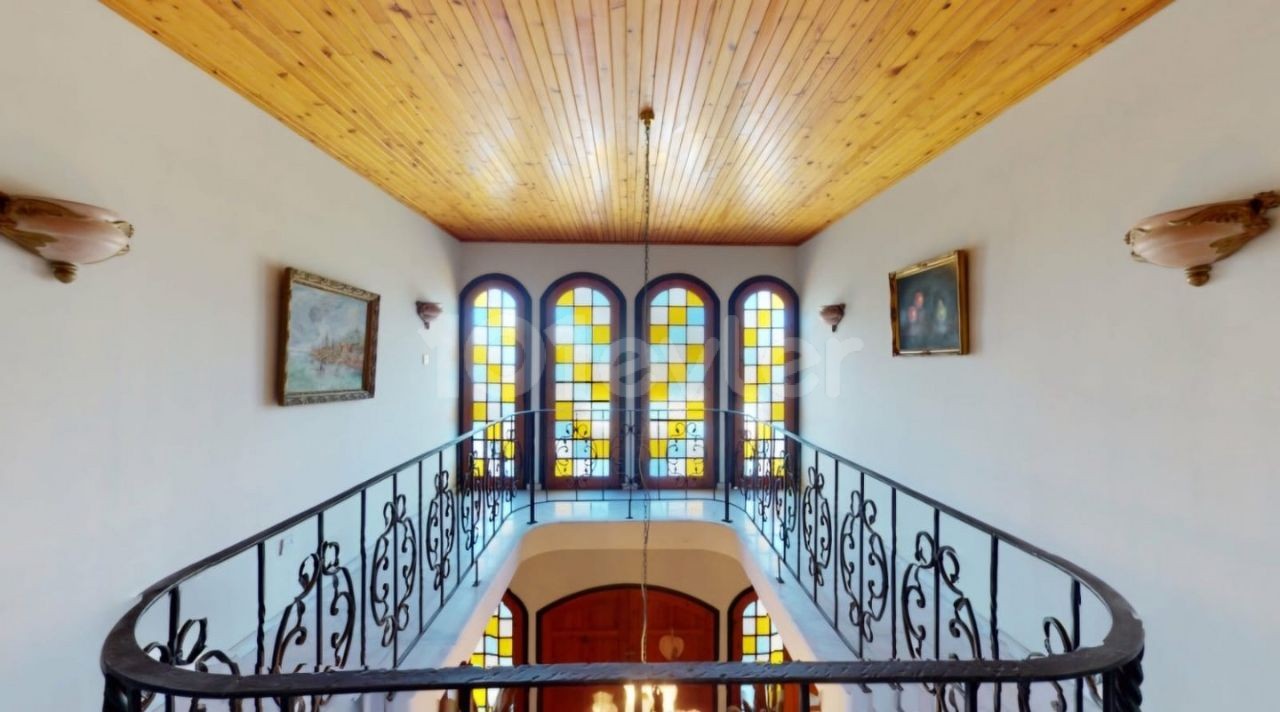 Villa in Girne (Kyrenia), Nord Zypern – Foto 4 von 10
