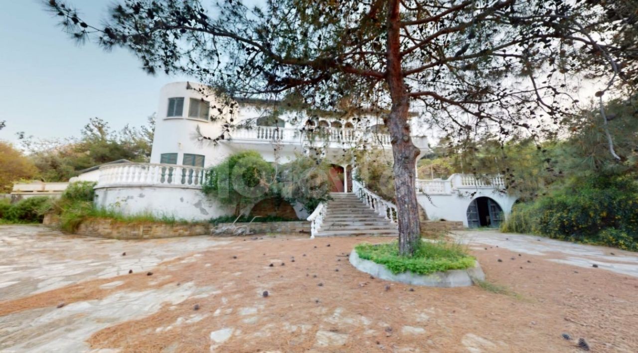 Villa in Girne (Kyrenia), Nord Zypern – Foto 9 von 10