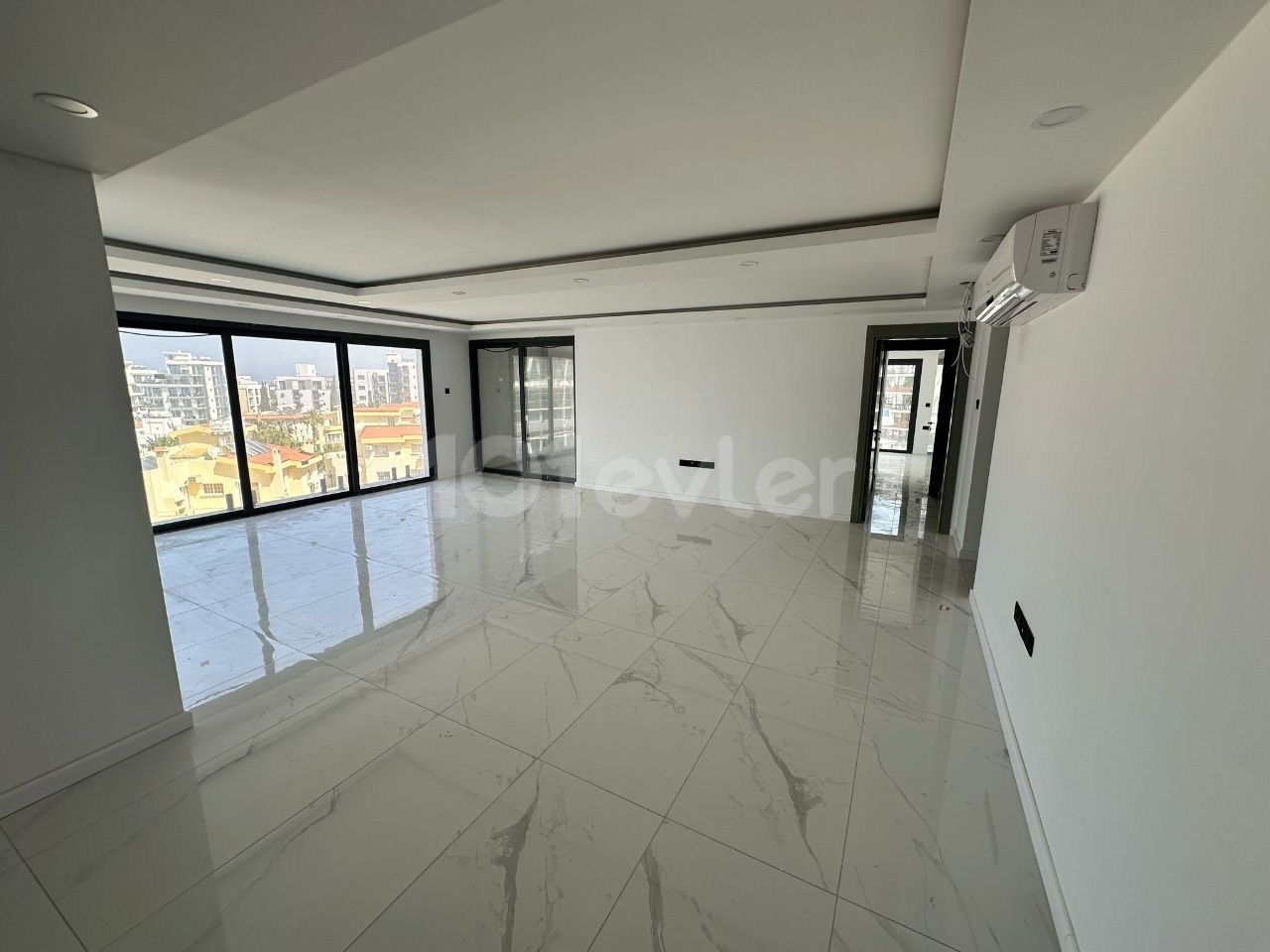 Wohnung in Girne (Kyrenia), Nord Zypern – Foto 8 von 31
