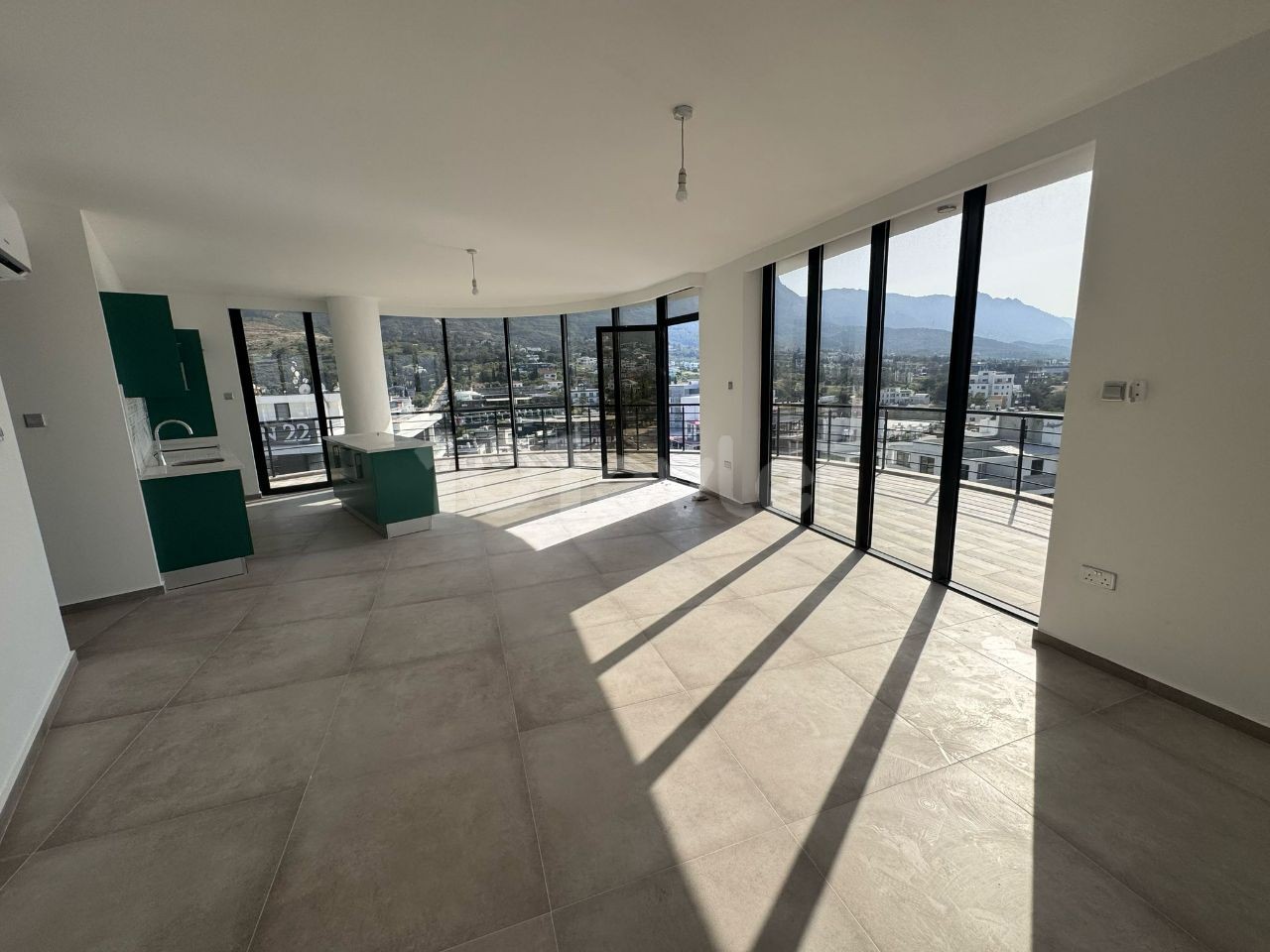 Wohnung in Girne (Kyrenia), Nord Zypern – Foto 4 von 17
