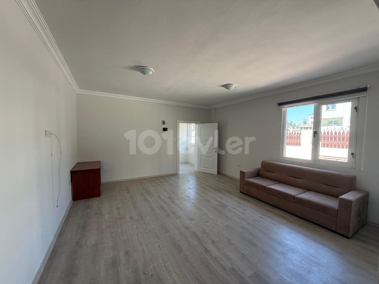 Wohnung in Gönyeli, Nord Zypern – Foto 25 von 30