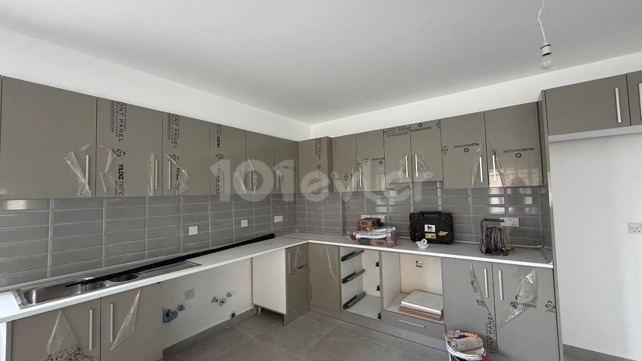 Wohnung in Girne (Kyrenia), Nord Zypern – Foto 1 von 26