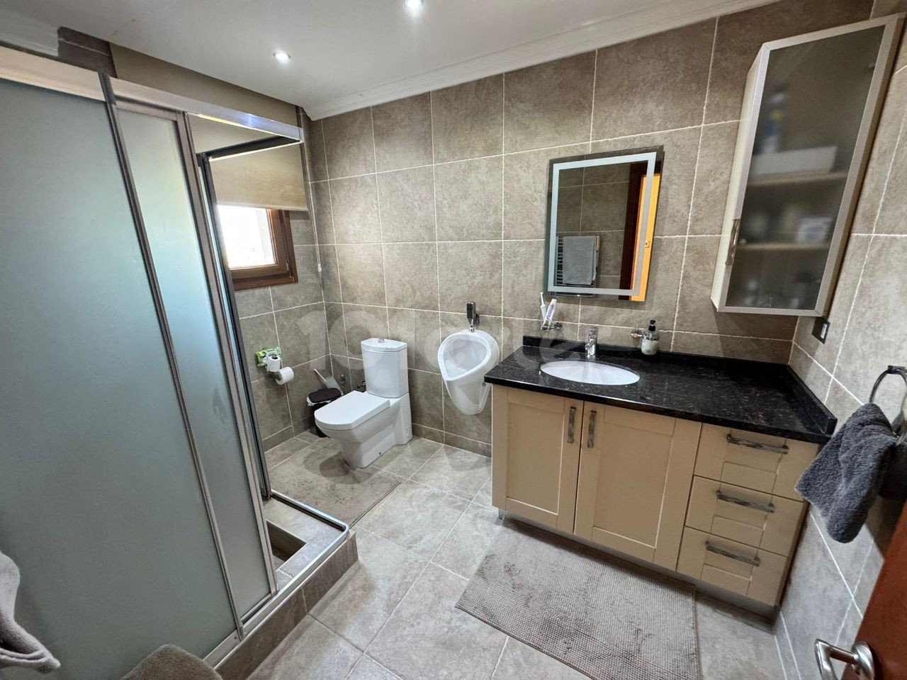 Villa in Girne (Kyrenia), Nord Zypern – Foto 33 von 40