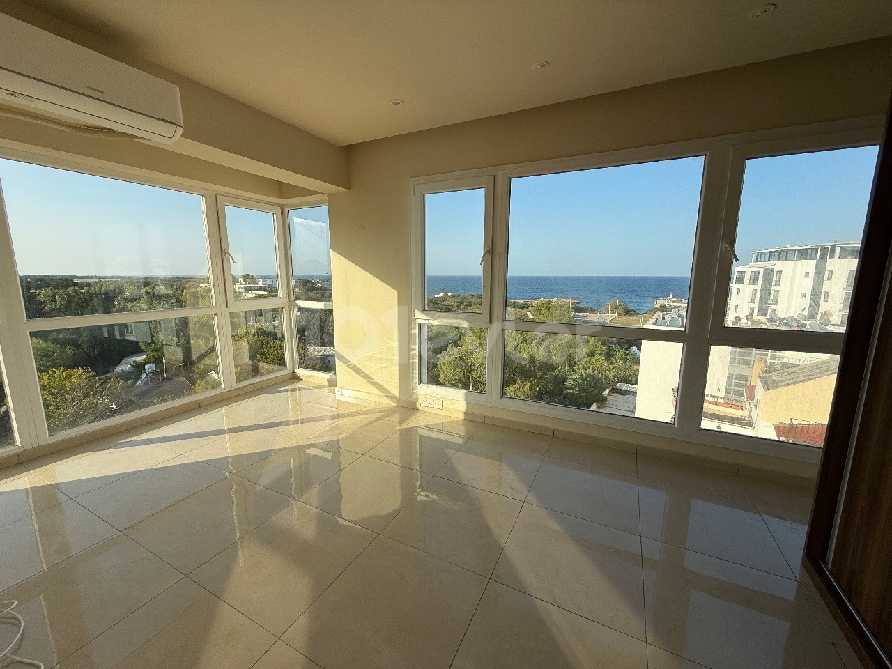 Wohnung in Girne (Kyrenia), Nord Zypern – Foto 10 von 21