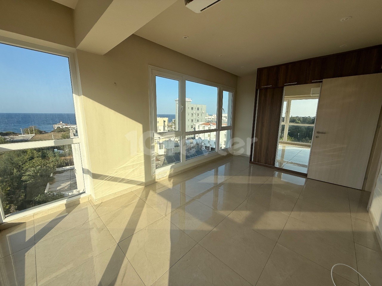 Wohnung in Girne (Kyrenia), Nord Zypern – Foto 11 von 21
