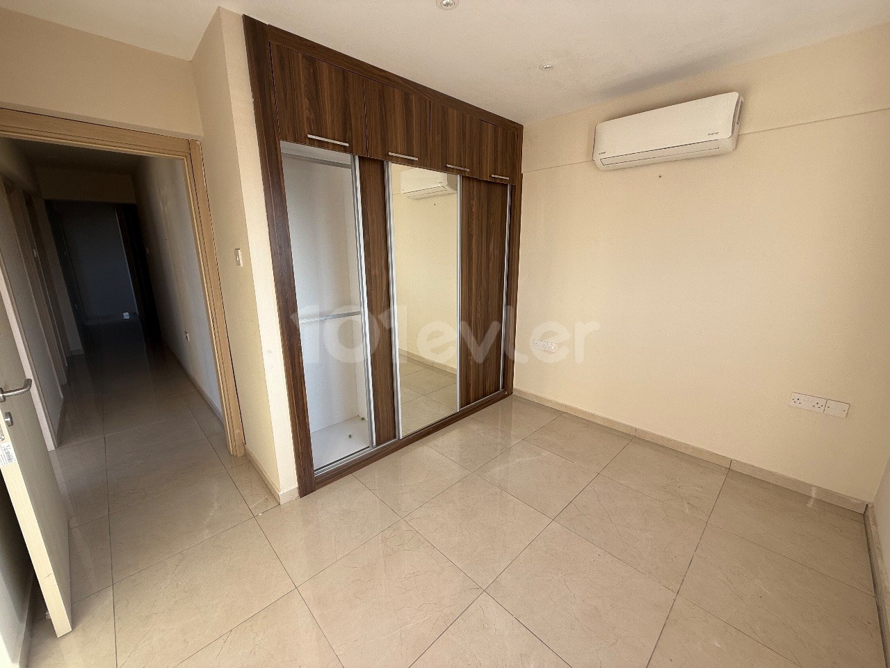 Wohnung in Girne (Kyrenia), Nord Zypern – Foto 19 von 21