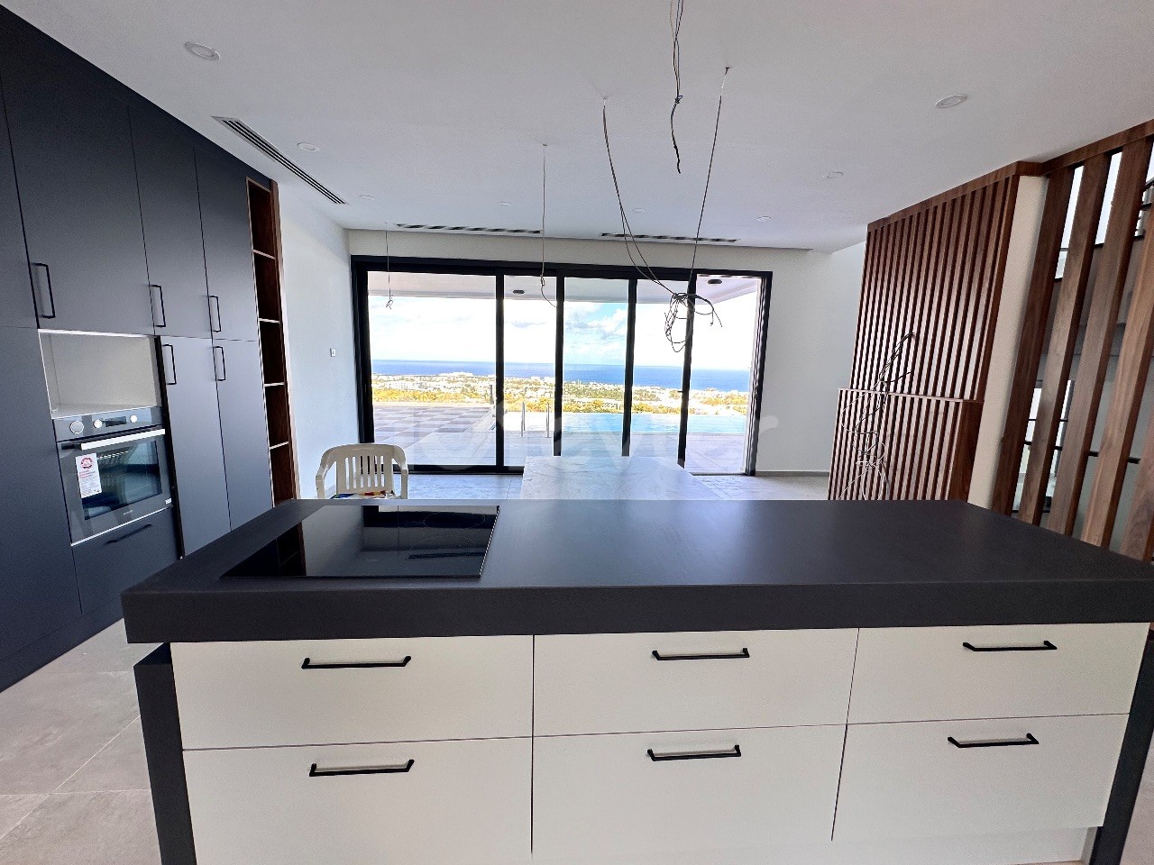 Villa in Girne (Kyrenia), Nord Zypern – Foto 3 von 6