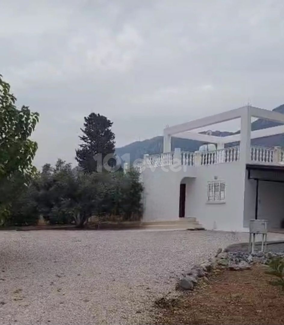 Bungalow in Karşıyaka, Nord Zypern – Foto 1 von 5
