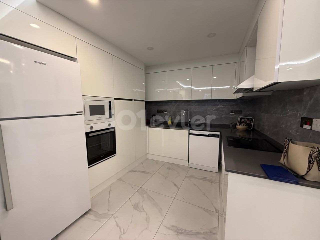 Wohnung in Girne (Kyrenia), Nord Zypern – Foto 9 von 16
