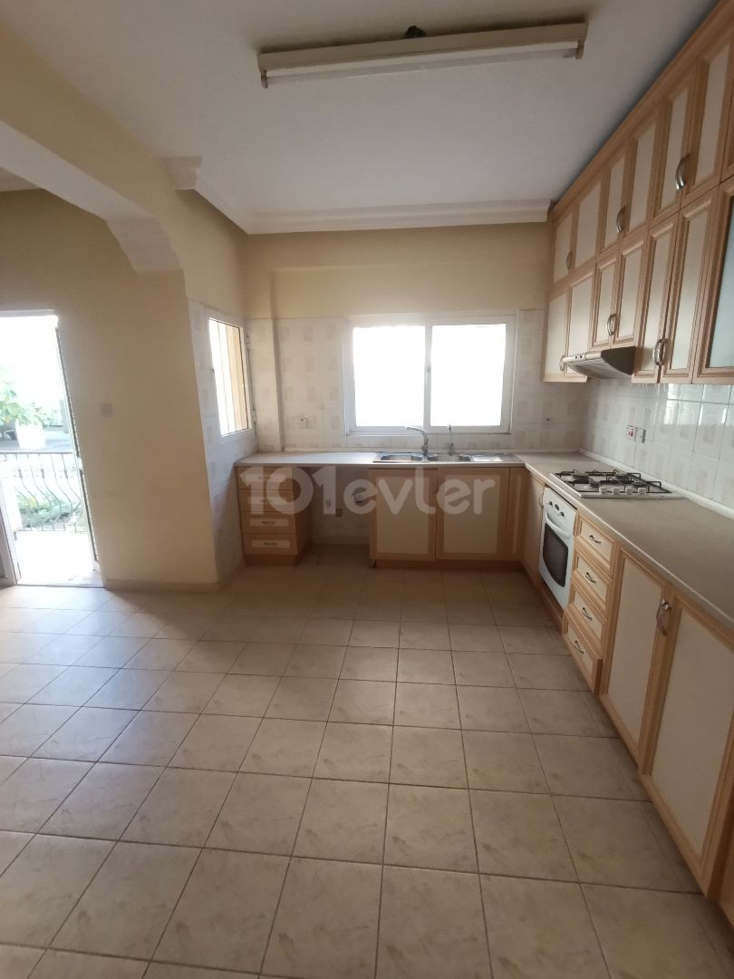 Wohnung in Girne (Kyrenia), Nord Zypern – Foto 19 von 22
