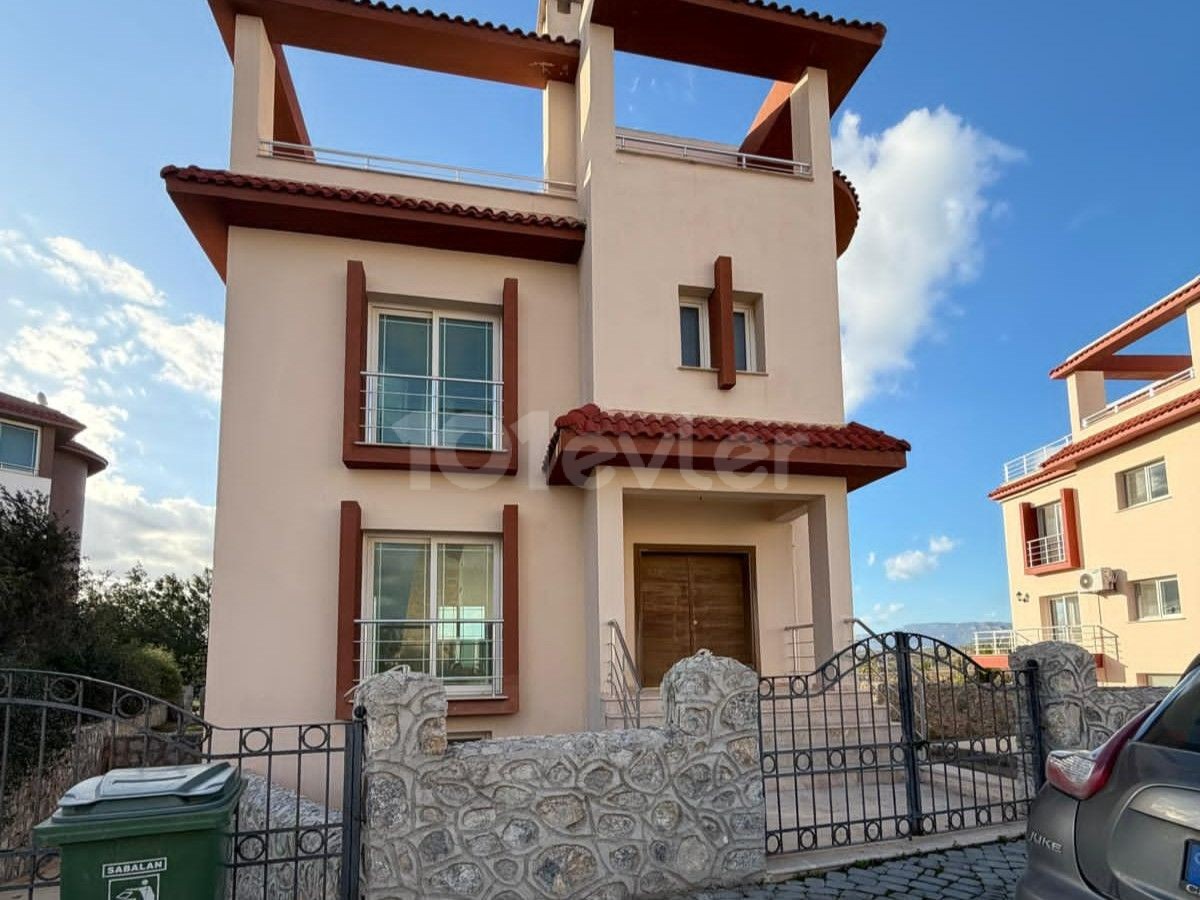 Villa in Lefkoşa (Nicosia), Nord Zypern – Foto 1 von 19